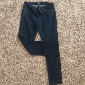 Dark wash skinny jeans